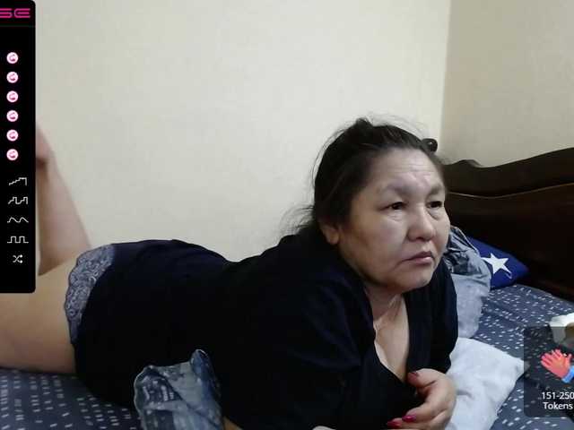 Capturas de pantalla de transmisión ZulfiyaBruce